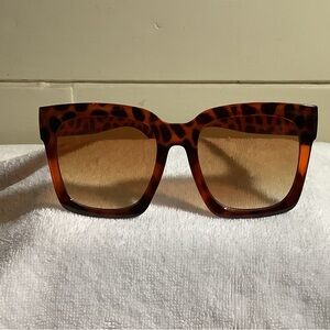 Tortoise Shell deep red/brown Square Fashion Sunglasses